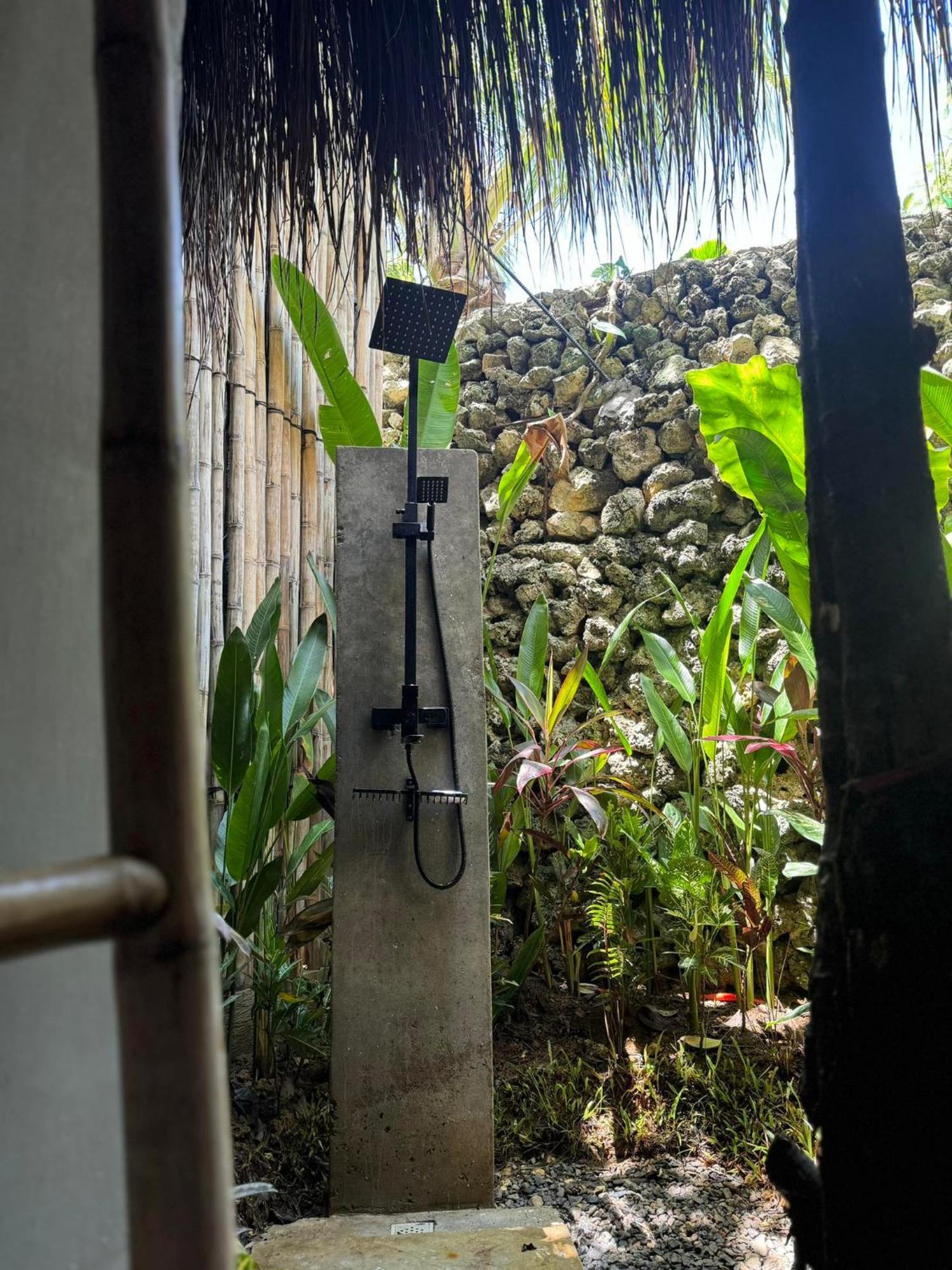 Casavia Siargao Hostel Catangnan Exterior foto